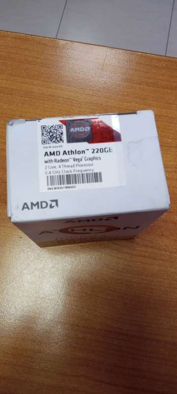 AMD Athlon 220GE Processor with Radeon Vega 3 Graphics